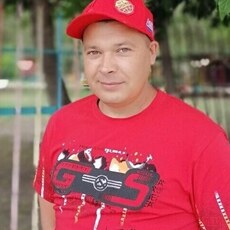 Анатолий, 41 из г. Барнаул.