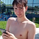 Андрей, 25 лет