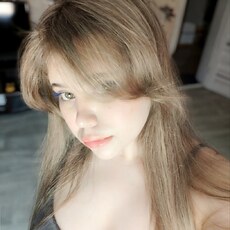 Фотография девушки Алёна, 20 лет из г. Магнитогорск