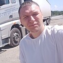 Денис, 33 года