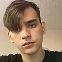 Денис, 23 года