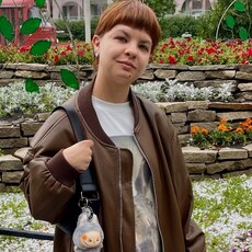 Фотография девушки Ангелина, 19 лет из г. Екатеринбург