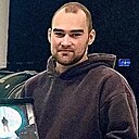 Максим, 24 года
