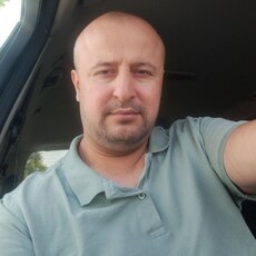 Алмаз Муллануров, 37 из г. Нюрнберг.