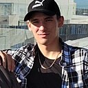 Антон, 22 года