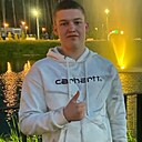Денис, 21 год