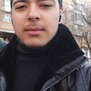 Акбар, 20 лет