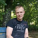 Витя, 33 года