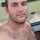Салохиддин, 34 года