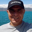 Artur, 44 года