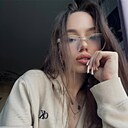 Полина, 25 лет