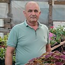 Валера, 64 года