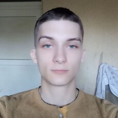Фотография мужчины Илья, 21 год из г. Полтава