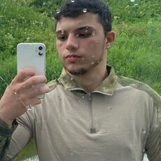 Фотография мужчины Джи, 20 лет из г. Южно-Сахалинск