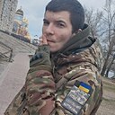 Антон, 33 года