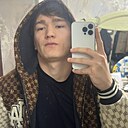 Lev, 21 год