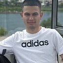 Валерий, 23 года