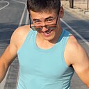 Макс, 23 года