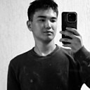 Нур Сафаров, 20 лет