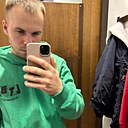 Максим, 24 года