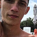 Саня, 22 года