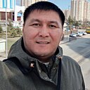 Бек, 37 лет