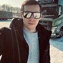 Ден, 34 года