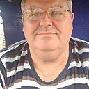 Анатолий, 61 год