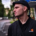 Максим, 18 лет
