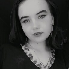 Фотография девушки Ксения, 19 лет из г. Ульяновск