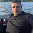 Михаил, 34 года