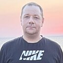 Максим, 42 года
