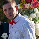 Антон, 33 года