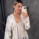 Iris, 41 год