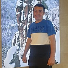 Фотография мужчины Пахловон, 31 год из г. Лесосибирск