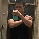 Амир, 18 лет