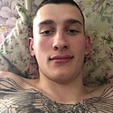 Денис, 24 года
