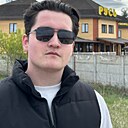 Виктор, 22 года