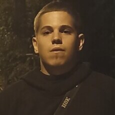 Фотография мужчины Артём, 20 лет из г. Севастополь