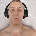 Максим, 24 года