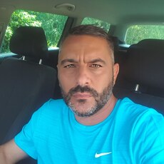 Фотография мужчины Syle, 42 года из г. Sibiu
