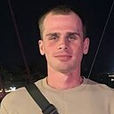 Max, 25 лет