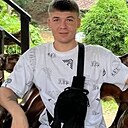 Саша, 33 года