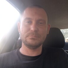 Фотография мужчины Валерий, 33 года из г. Элиста