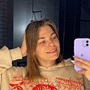 Оля, 24 года