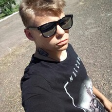 Фотография мужчины Victor, 21 год из г. Красный Луч