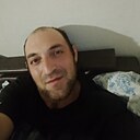 Адам, 32 года