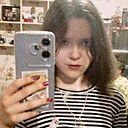 Тания, 19 лет