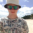 Максим, 23 года