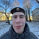 Максим, 22 года